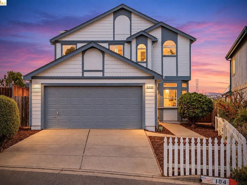 104 Bridgeview Ct, Crockett CA 94525