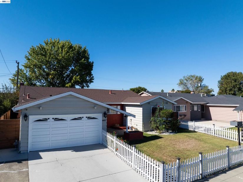 43037 Everglades Park Dr, Fremont CA 94538