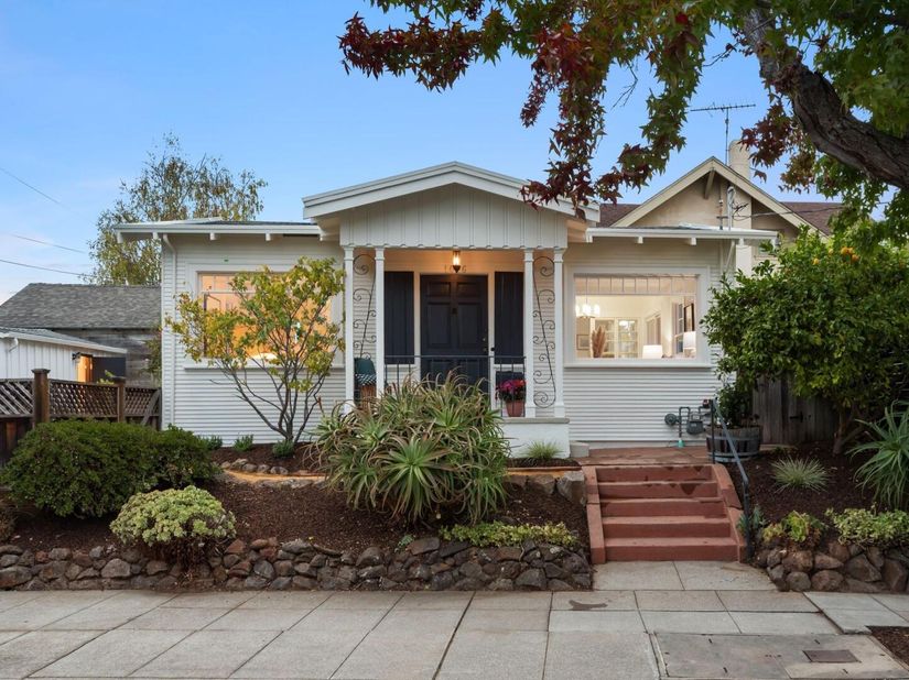 1616 Wellington St, Oakland CA 94602