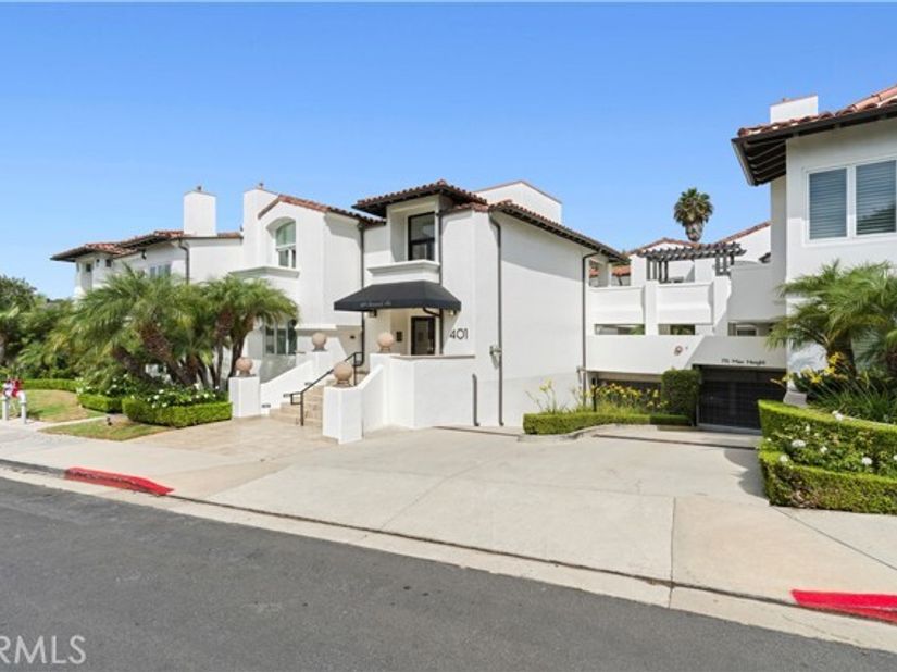 401 Seaward 6, Corona Del Mar (newport Beach) CA 92625