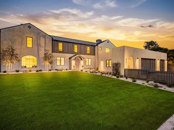 8341 La Jolla Scenic Drive