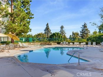 1380 W Capitol Drive