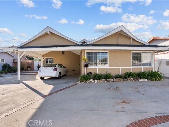 9559 Natick Avenue, North Hills (los Angeles) CA 91343