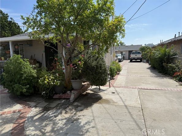 12872 Van Nuys Boulevard, Pacoima (los Angeles) CA 91331