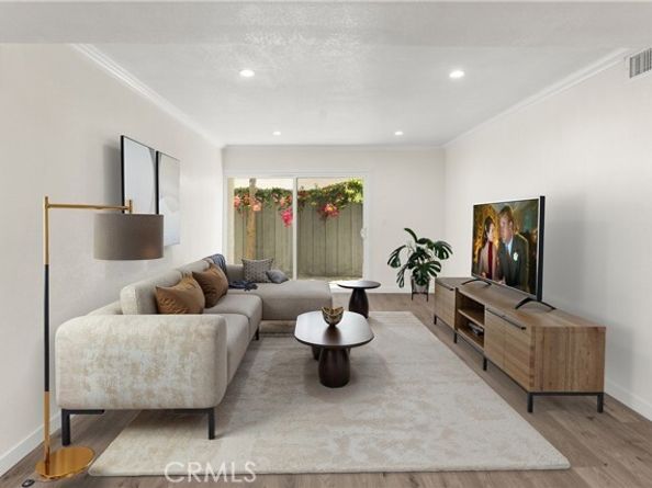 18620 Hatteras 173, Tarzana (los Angeles) CA 91356