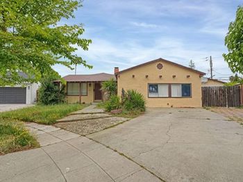 5815 Falon Way