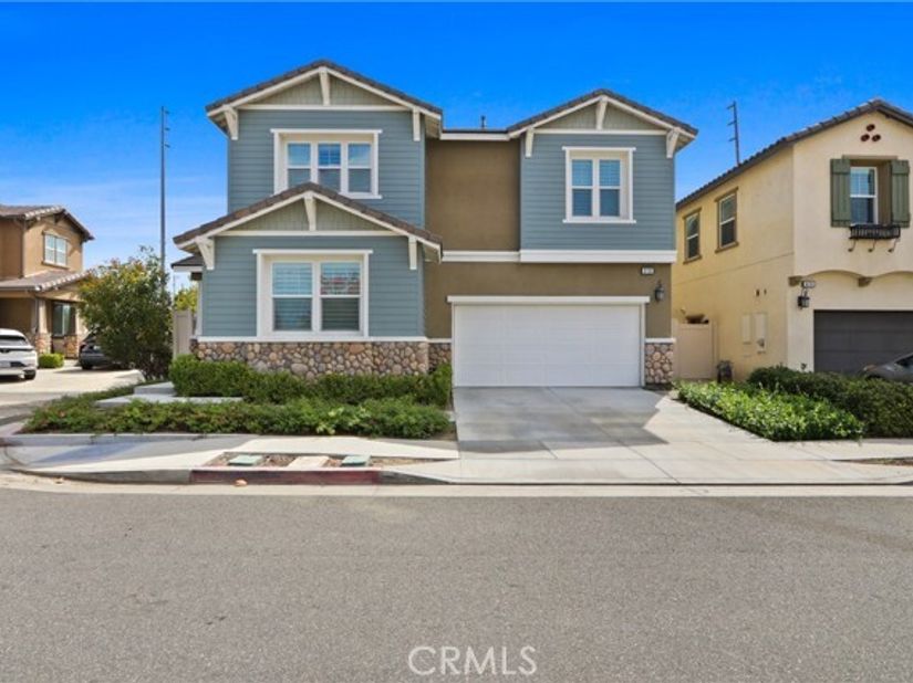 618 S Lakeshore Drive, Anaheim CA 92806