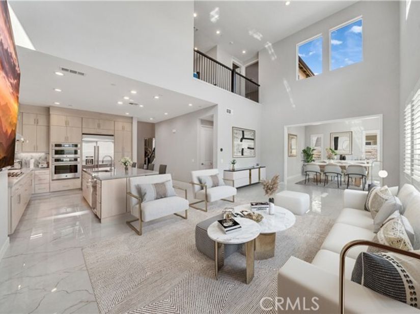 220 Amber Oak, Lake Forest (el Toro) CA 92630