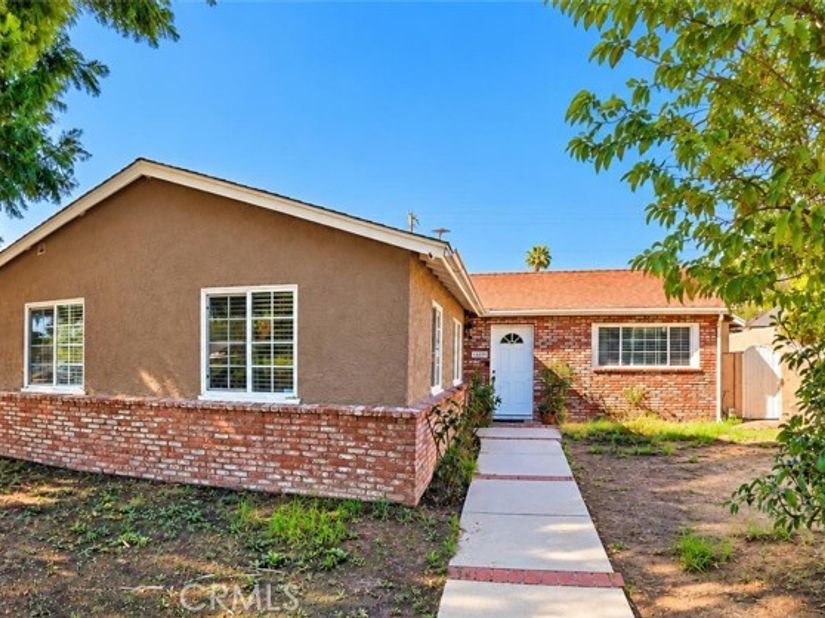 11201 Hayvenhurst Avenue, Granada Hills (los Angeles) CA 91344