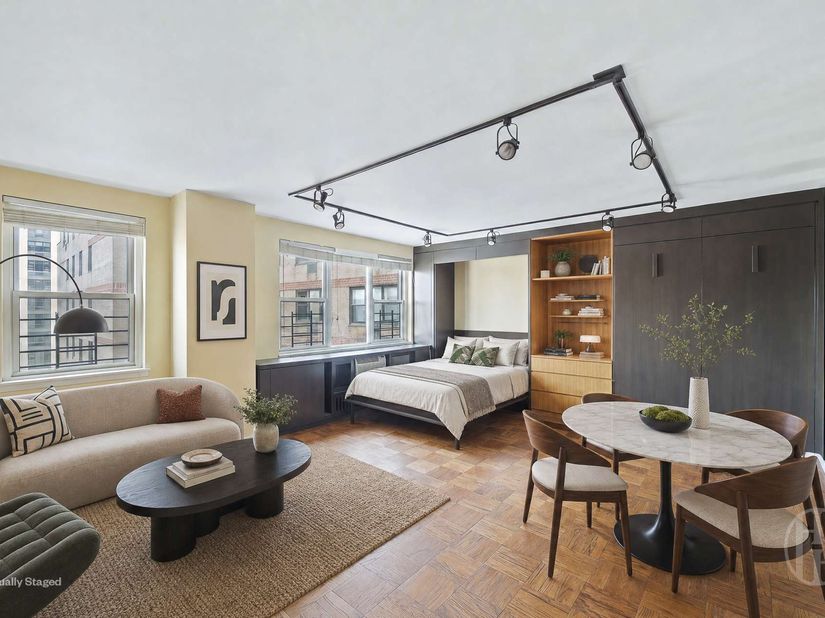 333 East 79th Street 18T, New York NY 10075