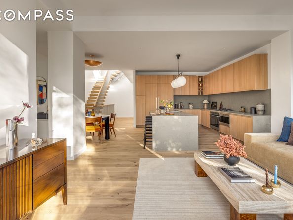 584 Leonard Street PHB, Brooklyn NY 11222