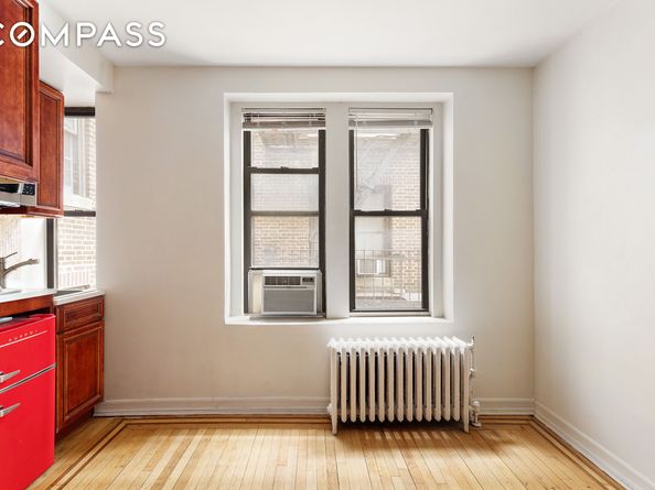 300 8th Avenue 4G, Brooklyn NY 11215