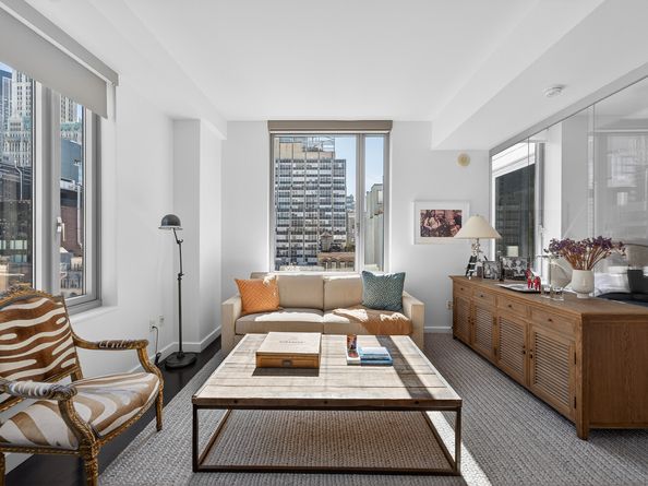 85 West Broadway 12E, New York NY 10007