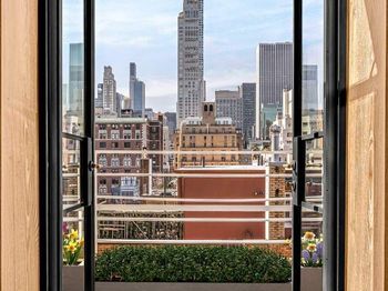 44 East 67th Street