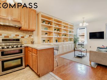 909 East 29th Street