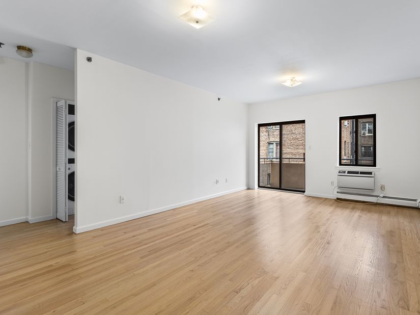 519 West 135th Street 5B, New York NY 10031