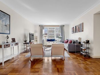 220 Madison Avenue