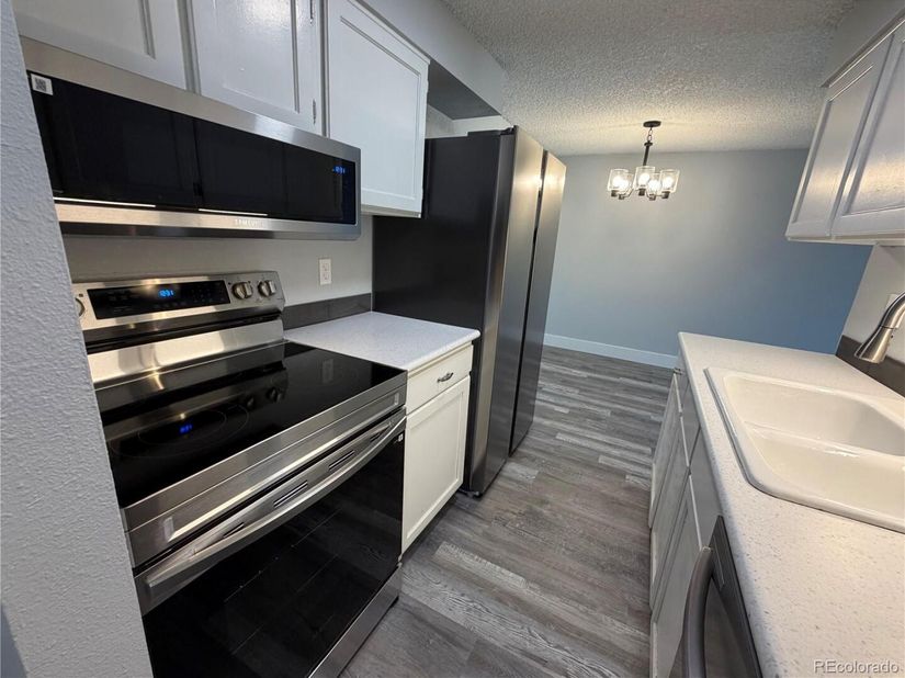 209 E Highline Circle 202, Centennial CO 80122
