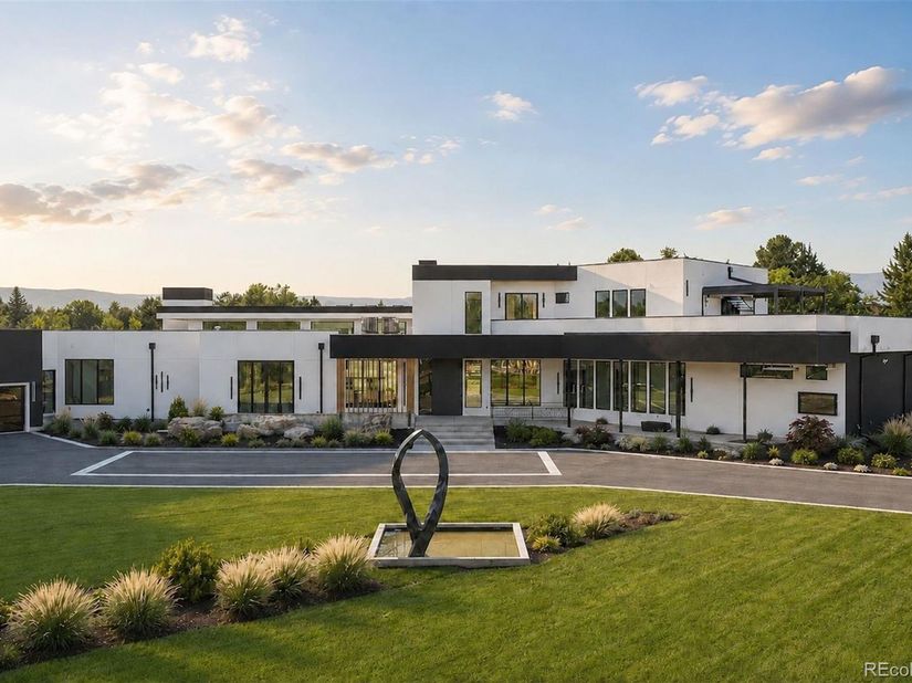 1 Carriage Brook Road, Cherry Hills Village CO 80121