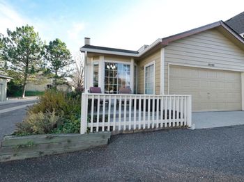 10507 W Maplewood Drive