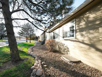 10507 W Maplewood Drive