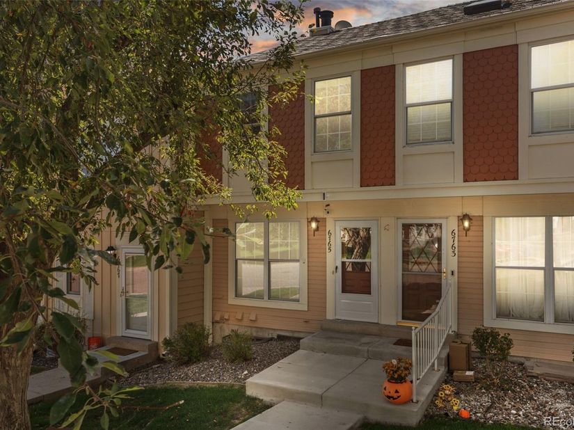 6765 S Independence Street, Littleton CO 80128