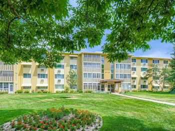 610 S Clinton Street