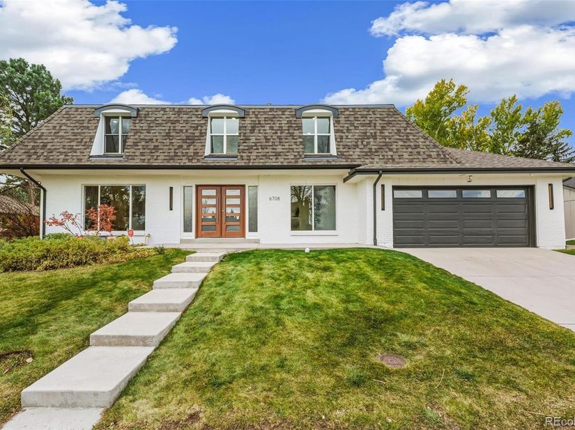 6708 W Portland Avenue, Littleton CO 80128