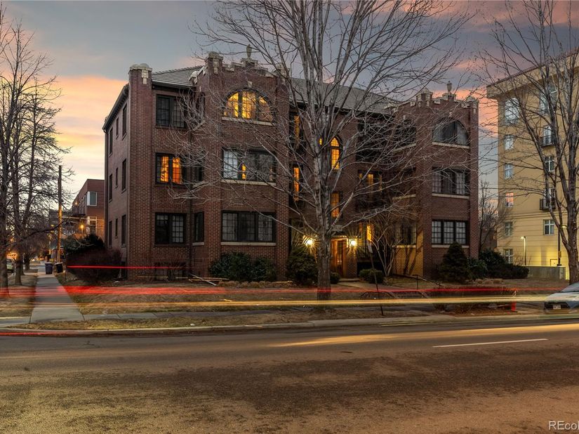 1 N Downing Street 5, Denver CO 80218
