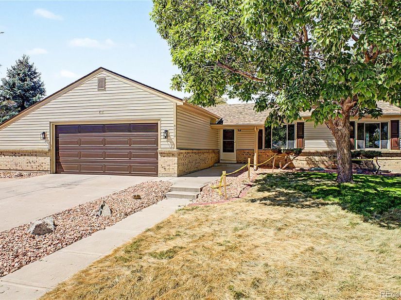 4313 S Dillon Street, Aurora CO 80015