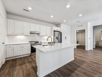 485 Interlocken Boulevard