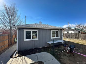 3392 W Exposition Avenue