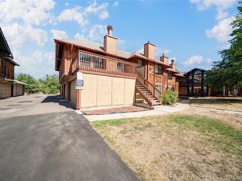 1300 S Carson Way, Aurora CO 80012