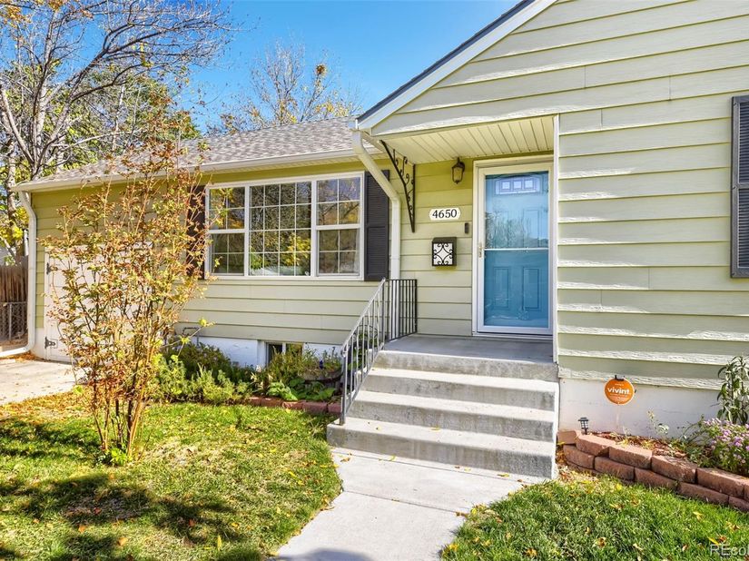 4650 S Bannock Street, Englewood CO 80110