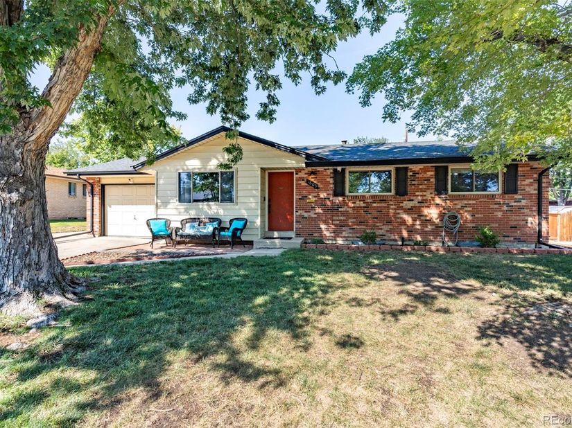 1605 S Cape Street, Lakewood CO 80232