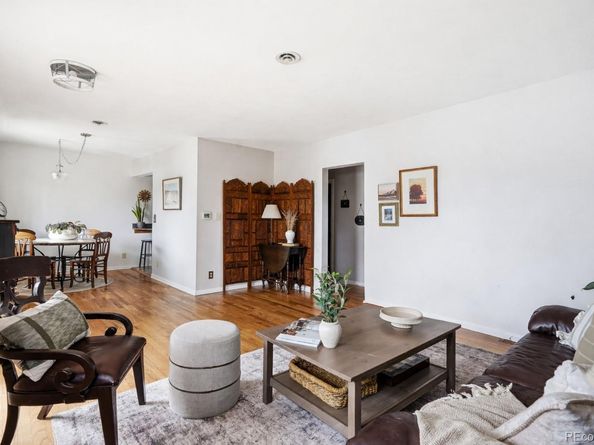 2921 S Corona Street, Englewood CO 80113