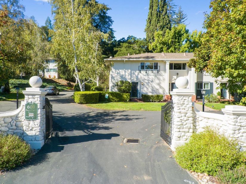 600 Pennsylvania Avenue 21, Los Gatos CA 95030