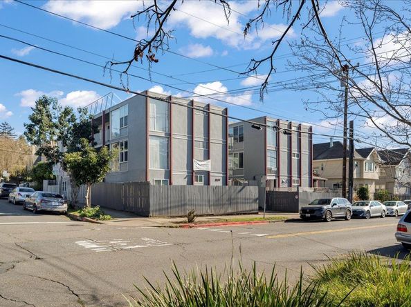 College, Berkeley CA 94705