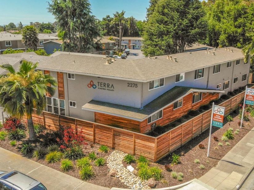 Grove, Castro Valley CA 94546
