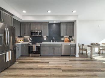 131 Aptos Village