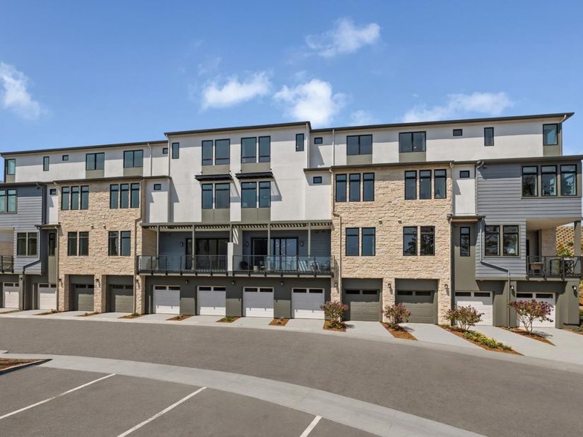 2439 Willow Way, San Mateo CA 94403