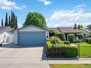 582 Oldbrook Court
