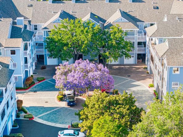 902 Sunrose 104, Sunnyvale CA 94086