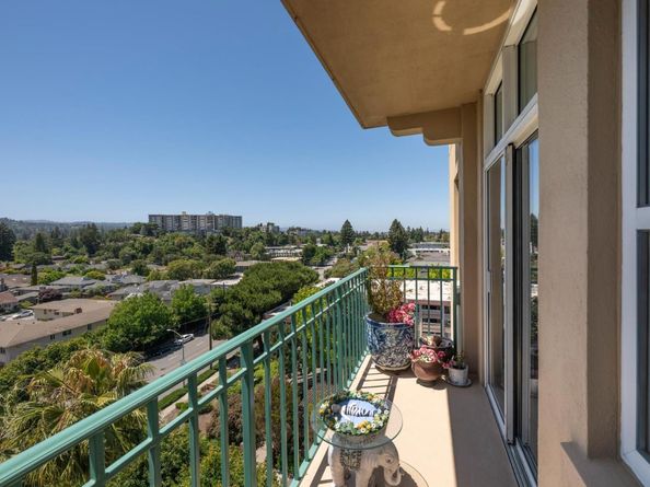 1 Baldwin Avenue 822, San Mateo CA 94401