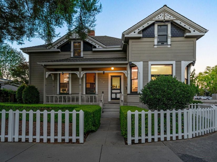 142 N Central Avenue, Campbell CA 95008