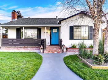 4034 Holly Drive