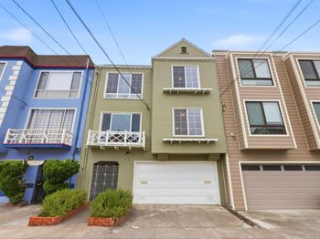 1325-1327 42nd Avenue