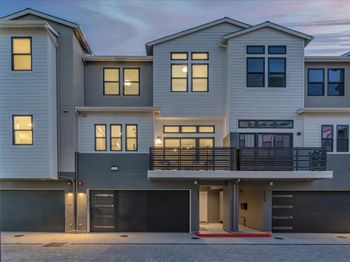 1089 Tartan Lane