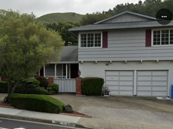 832 Oddstad Boulevard