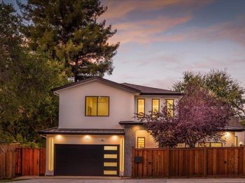 3841 Alameda De Las Pulgas